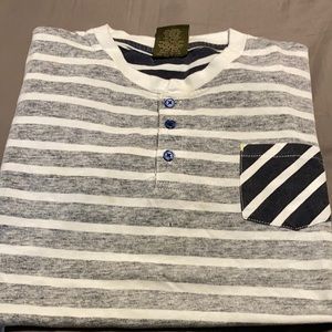 Buzz 🐝 Cuts shirt